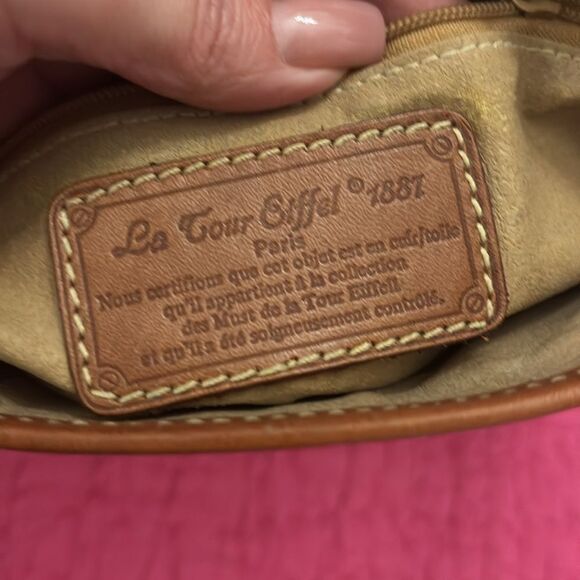 La Tour Eiffel Elegant white  and Brown genuine leather Shoulder Bag - Picture 9 of 11